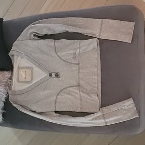 Hollister vneck sweatshirt. Size Medium